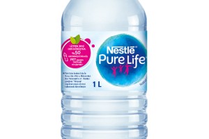 Nestlé Pure Life’tan sürdürülebilir bir gelecek için %50’si geri dönüştürülmüş malzemeden üretilen çevre dostu şişe