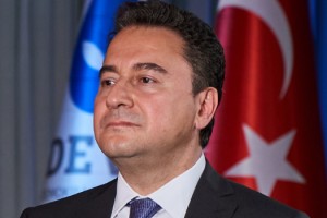 ALİ BABACAN: ‘Sayın Erdoğan ölçülü hareket etsin, siyasi rekabete dinimizin kutsallarını bulaştırmasın’