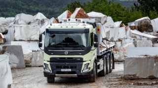 Volvo Trucks, yeni Volvo FMX ile en zorlu görevlere hazır