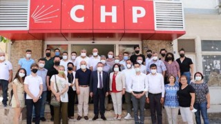 Başkan Böcek’ten CHP’ye ziyaret