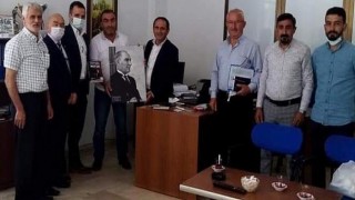 CHP Sakarya İl Başkanı Ecevit Keleş, çalışmalarına hız kesmeden devam ediyor.