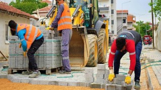 Kurbağalı Sokak’ta parke taşı çalışması