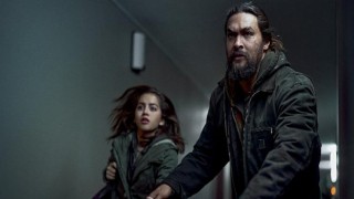 Netflix, Jason Momoa ve Isabela Merced’in başrolünde yer aldığı Sweet Girl’ün resmi fragmanını ve ilk karelerini paylaştı.