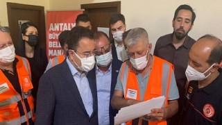 Ali Babacan afet bölgesinde ‘Yangına tedbirsiz yakalanmak affedilemez’