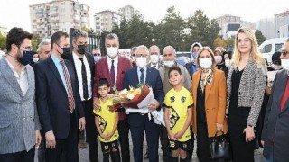 Kayseri Büyükşehir Belediye Başkanı Dr. Memduh Büyükkılıç’tan Amatör Spora Büyük Destek