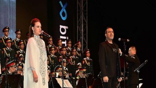 “Manavgat İyilik Hareketi” öncülüğünde Haluk Levent ve Kızıl Ordu Korosu’ndan unutulmaz konser