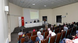 Büyükşehir’den Koruyucu Aile Semineri