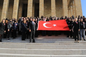 Gölbaşı Belediyesi Anıtkabir’de 