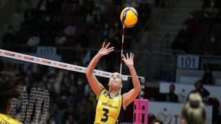 Lider VakıfBank, Mert Grup Sigorta’yı mağlup etti