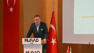 MÜSİAD İzmir’de ‘Aile ve Medeniyet’ Konuşuldu