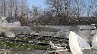 Başkan Büyükakın’dan çiftçilere yüzde 70 hibeli sera naylonu desteği