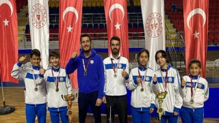 Büyükşehir Masa Tenis Takımı Ege Bölge Şampiyonu Oldu