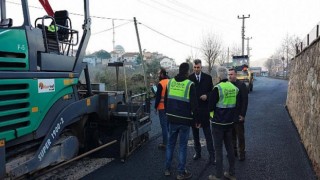 Gölcük’te Asfalt Çalışmaları Hız Kesmeden Sürüyor