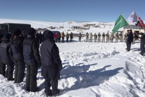 İzciler Sarıkamış şehitleri için  -30 derecede çadırda sabahladı