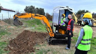 İzmir’de kadınlar her işi yapar