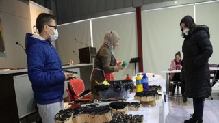 Gölcük’te Çocuklar İçin Sanat Zili ”Tahta Baskı” İle Çalmaya Başladı