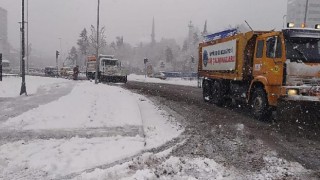 Kayseri Büyükşehir’in Kar ve Tipi İle Mücadelesi Sürüyor