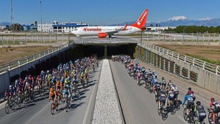 Corendon Airlines uçağı, bir kez daha Tour of Antalya’nın simge fotoğrafında yer aldı