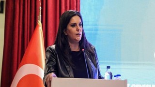 “Kartların tekrar karıldığı, kuralların yeniden oluştuğu, yeni bir düzenin temellerinin atıldığı bir dönemdeyiz”