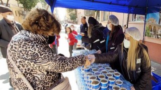 Aydın Büyükşehir Belediyesi’nden Berat Kandili’nde Helva Hayrı