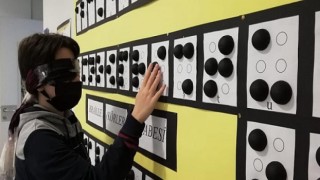 Bikent Okulları “Braille Alfabesi”ni Öğreniyor ve Öğretiyor