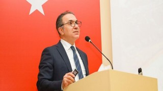 Dr. Kızıloğlu “İyi bir hekim olmanın yolu başta insanı sevmekten geçer”