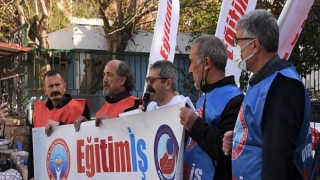 Eğitim İş: “Çağdaş Eğitim Hakkını, Kimsenin Karanlık Düşlerine Yedirmeyeceğiz”