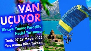 Yamaç Paraşütü Tutkunları Van’da Buluşuyor