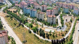 Çayırova’ya prestij katacak parkta işler hızlı ilerliyor