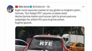 CHP’li Sertel “Son Padişah RTE” yazılı aracı Meclis’te görüntüledi