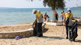 Didim Plajlarında Temizlik Çalışmaları Sürüyor