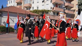 Altınova’da düşman işgalinden kurtuluşun 100. yıl coşkusu yaşandı.