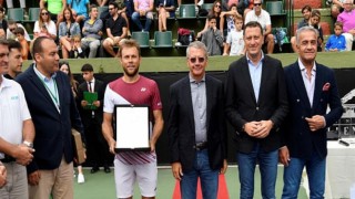 İstanbul Challenger TED Open Uluslararası Tenis Turnuvası’nda şampiyon Radu Albot oldu