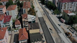 Kuruçeşme Tramvay Hattında yan yollar asfaltlandı