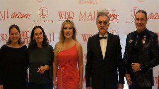 29 Ekim Cumhuriyet Balos’suna Ünlü İsimler Katıldı