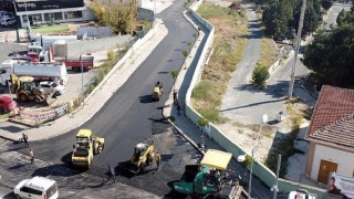 Çorlu Belediyesi Fen İşleri Müdürlüğüne bağlı ekipler, Çorlu’nun farklı noktalarında asfalt serim çalışmalarını sürdürüyor.