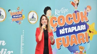 Eğitimci Yazar Dilek Cesur; Kitap Giren Eve Cehalet Girmez