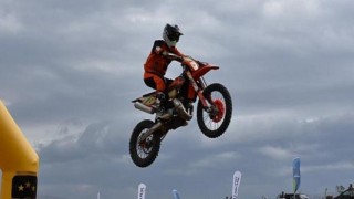 İnegöl’de Motocross Şov Nefesleri Kesti