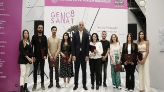 Kültür ve Turizm Bakanı Mehmet Nuri Ersoy’dan Başkent Kültür Yolu Festivali’nde Genç Sanatçılara Destek