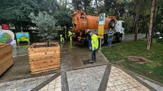 Aşırı yağış alan bölgelere anında müdahale ediliyor