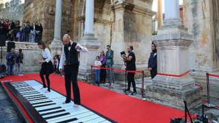 İlk kez Türkiye’ye gelen Il Grande Piano, Antalya’da müzikseverlerle buluştu