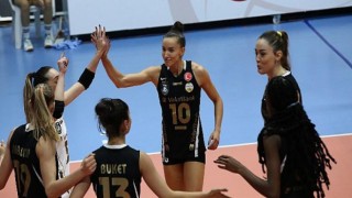 VakıfBank, Sarıyer deplasmanında set vermedi