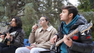 Keçiören&#39;deki Kütüphanede Yeni Yıl Coşkusu