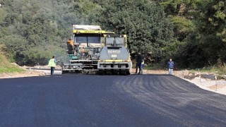 Bodrum Mümtaz Ataman Caddesinde Sıcak Asfalt Dökümü Devam Ediyor