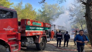 Kemer'de araç yangını