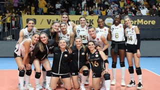 VakıfBank&#39;ın ligdeki galibiyet serisi sürüyor