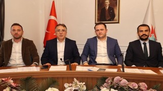 Nevşehir Belediye Meclisi Nisan ayı olağan toplantısı yapıldı. Toplantıda; Encümen ve İhtisas Komisyonu Üyelikleri için seçim yapıldı