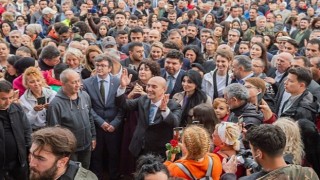 Başkan Soyer';den Hıdırellez şenliklerinde yatırım mesajı “Buca Metrosu 2026&#39;da tamamlanacak”