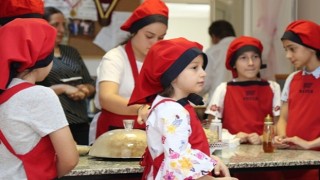 Gölcük Belediyesinden Gençlere Yönelik Pastacılık Kursu