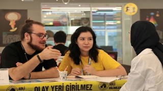 Adaylar için şimdi tercih maratonu başlıyor! Adaylar doğru bölüm ve üniversi için araştırmalarına başladı